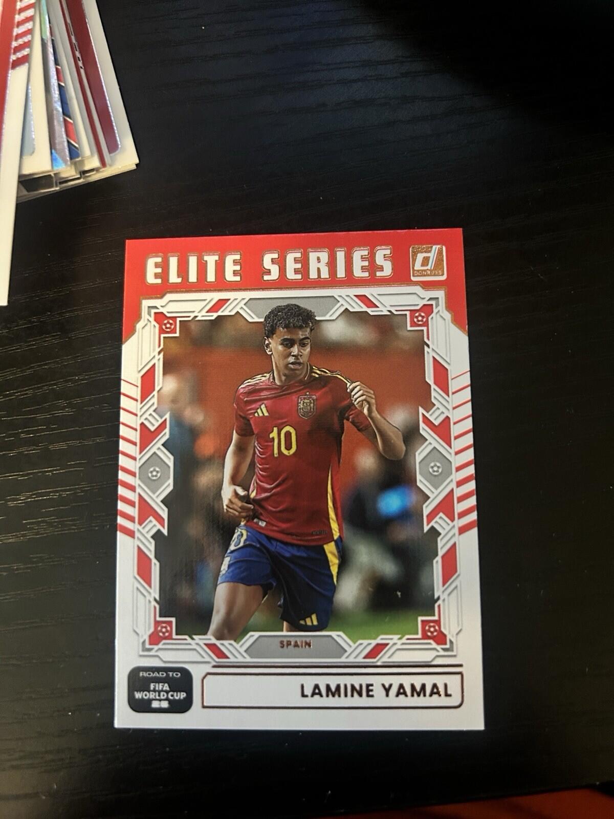 2025/26 Donruss Road to FIFA World Cup Lamine Yamal Elite Series