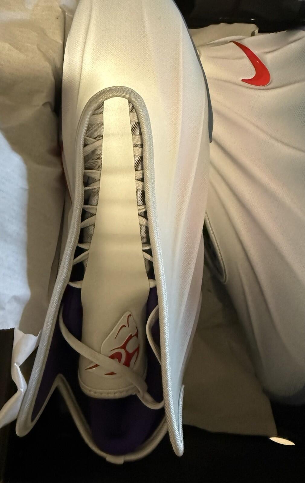 Size 12 - Nike GT Future Swooshman