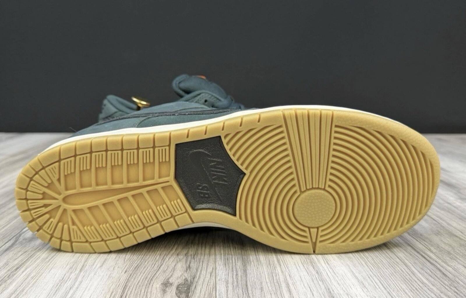 Nike SB Dunk Low Pro Deep Fir Black Fir Mens 15