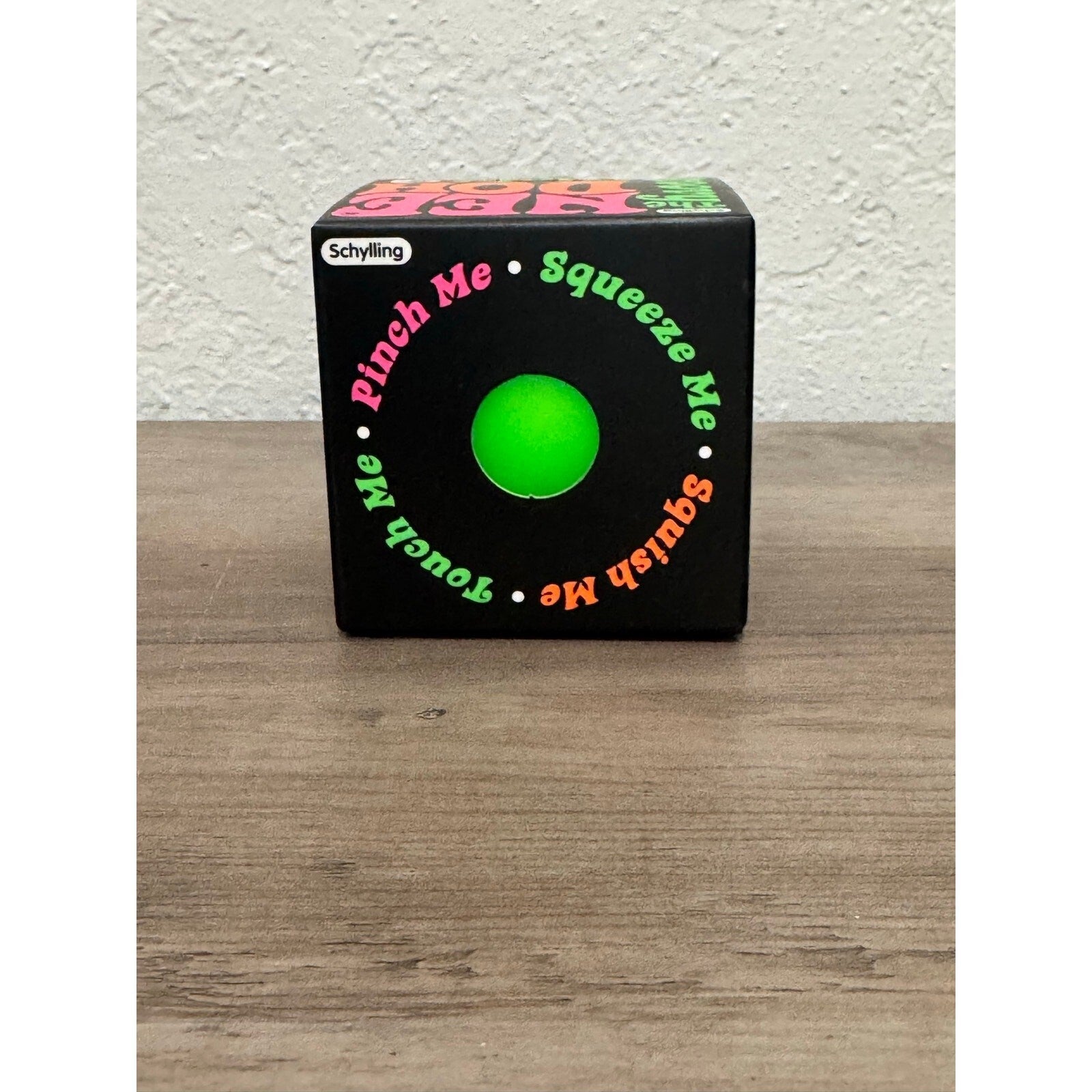 Schylling NeeDoh Original The Groovy Glob! Squishy Green Toy [New][Sealed]