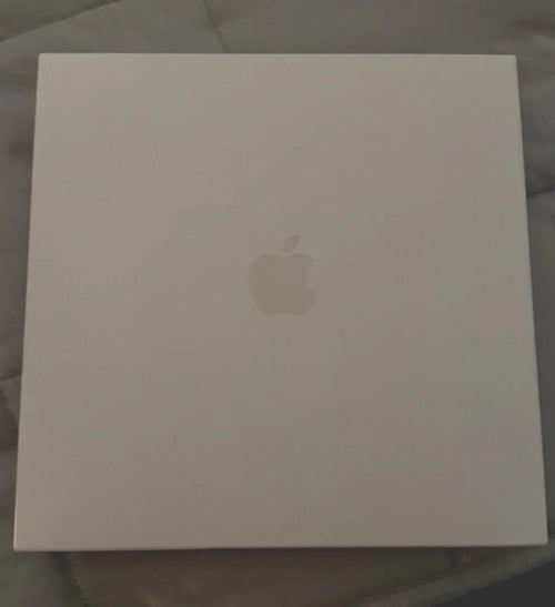 Apple Garamond T‑Shirt Black Multi – Size L – New Sealed Box
