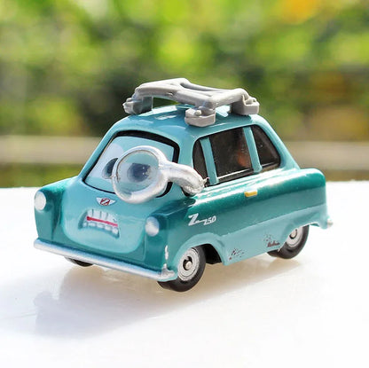 Disney Pixar Cars 3 Toys Lightning Mcqueen Mack Uncle Collection 1:55 Diecast Vehicles Alloy Car Toy Model For Children Gifts