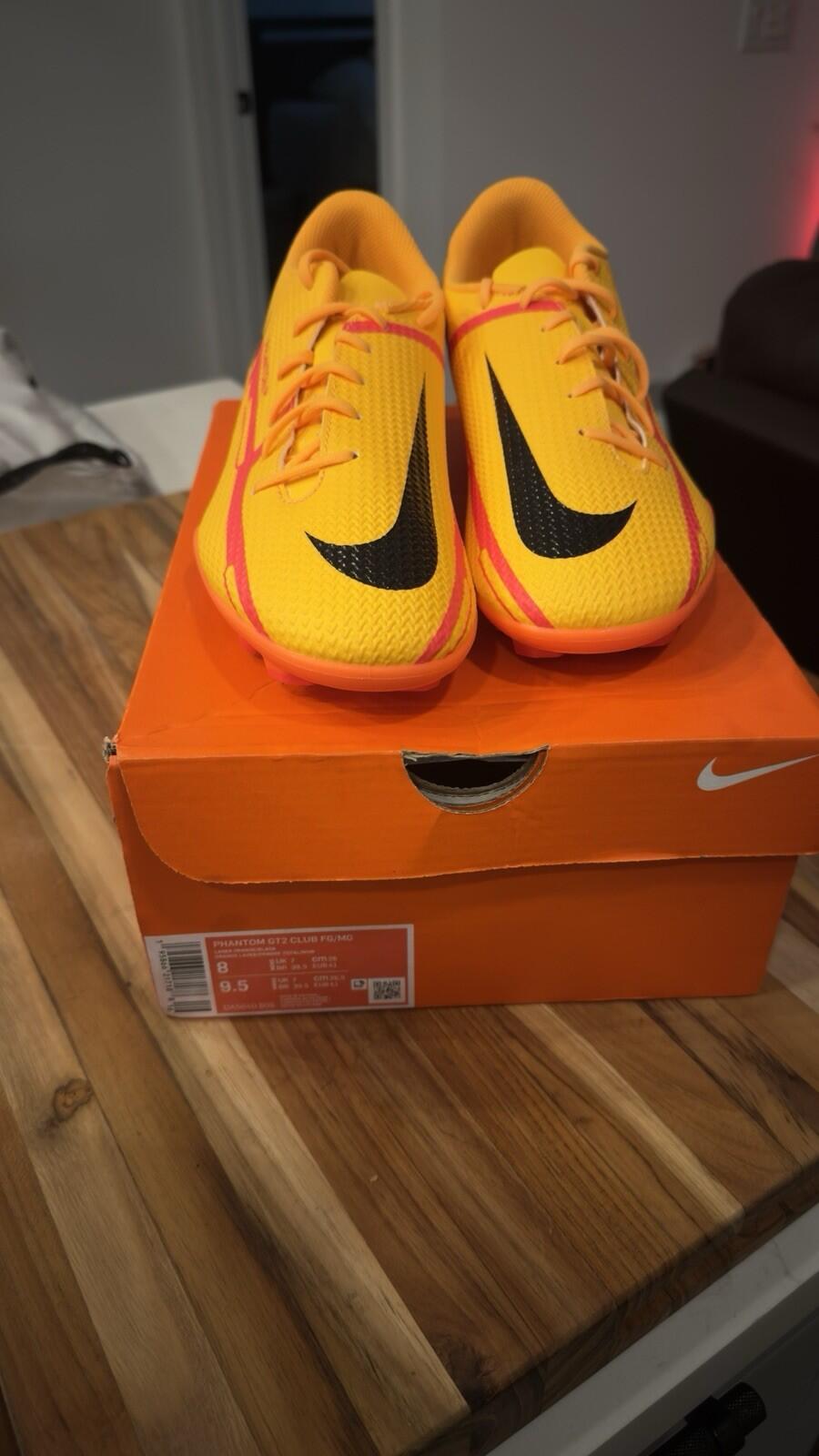 Nike Phantom GT2 Club FG/MG Cleats Laser Orange Size 8 Men's
