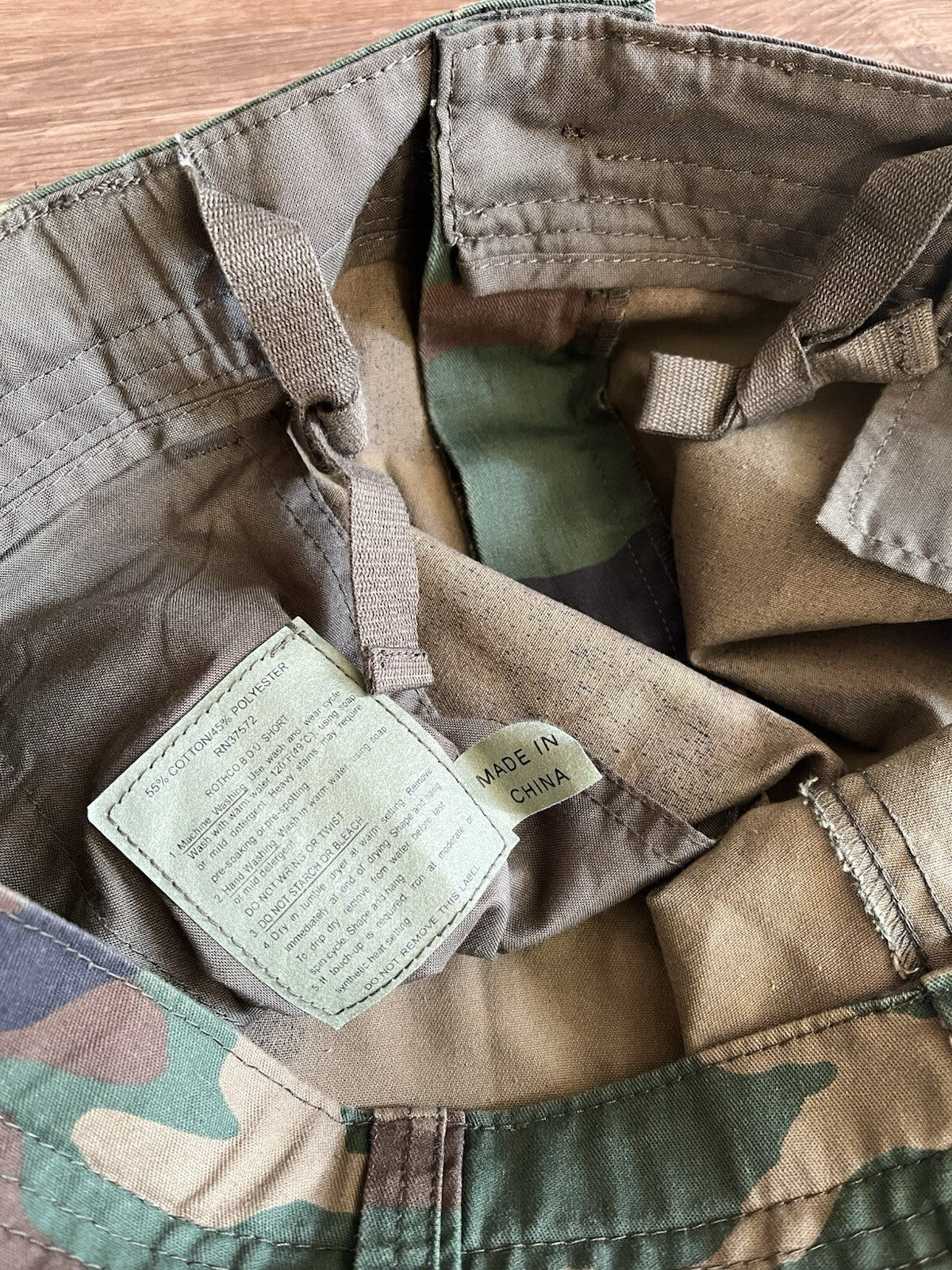 The GV Gallery Raspberry Hills Camo Shorts Size XL