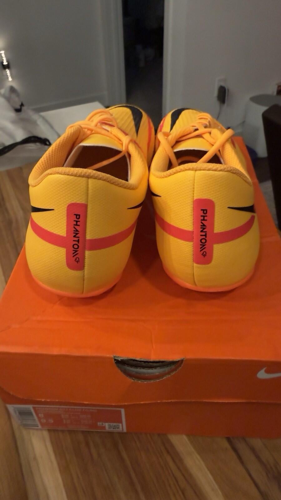 Nike Phantom GT2 Club FG/MG Cleats Laser Orange Size 8 Men's