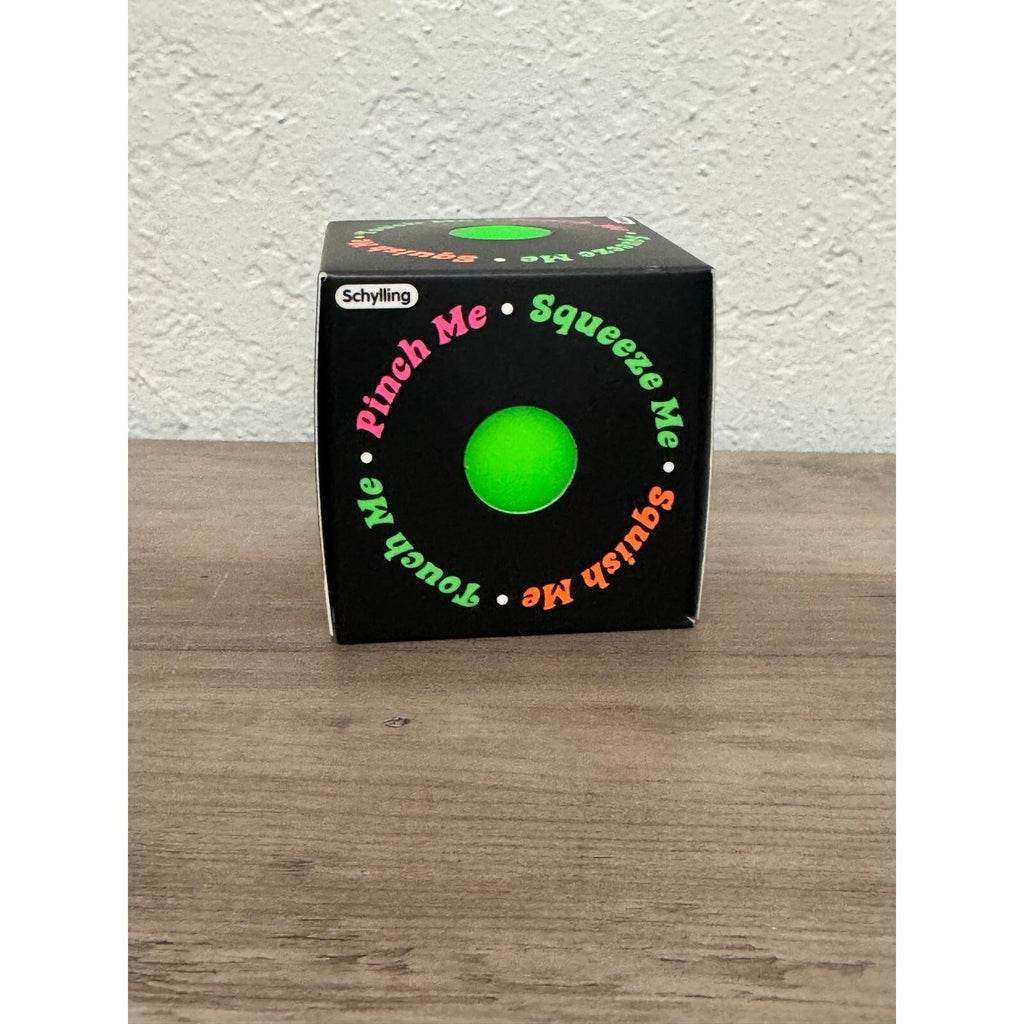Schylling NeeDoh Original The Groovy Glob! Squishy Green Toy [New][Sealed]